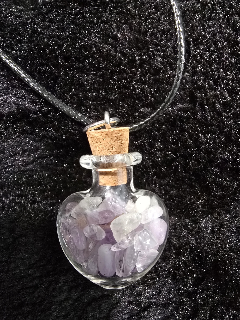 Heart Glass Pendant Necklace with Light Purple Chip Stones